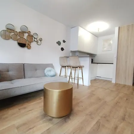 Art Apartment Gornoslaska 4 By Perfect Apart Warszawa Zewnętrze zdjęcie